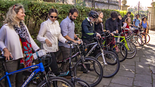 Volunteer residents using the open-seneca monitors on their bicycles to create air-quality maps of their city. © open-seneca